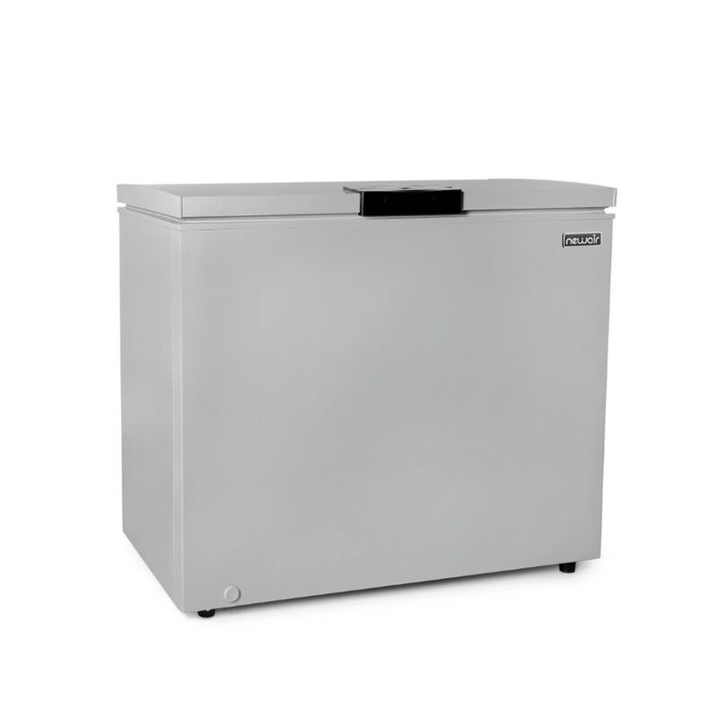 NewAir 6.7 cu. ft. Compact Chest Freezer, White image number 1