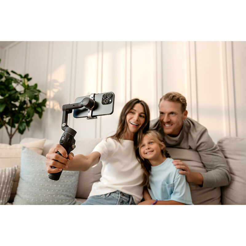 DJI Osmo Mobile 8 Handheld Phone Gimbal image number 15