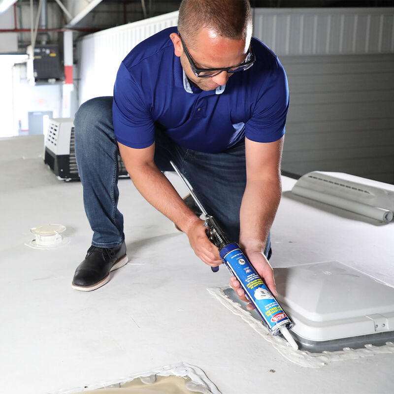 Alpha Systems Self-Leveling Lap Sealant, White, 10.3-oz. Tube image number 4