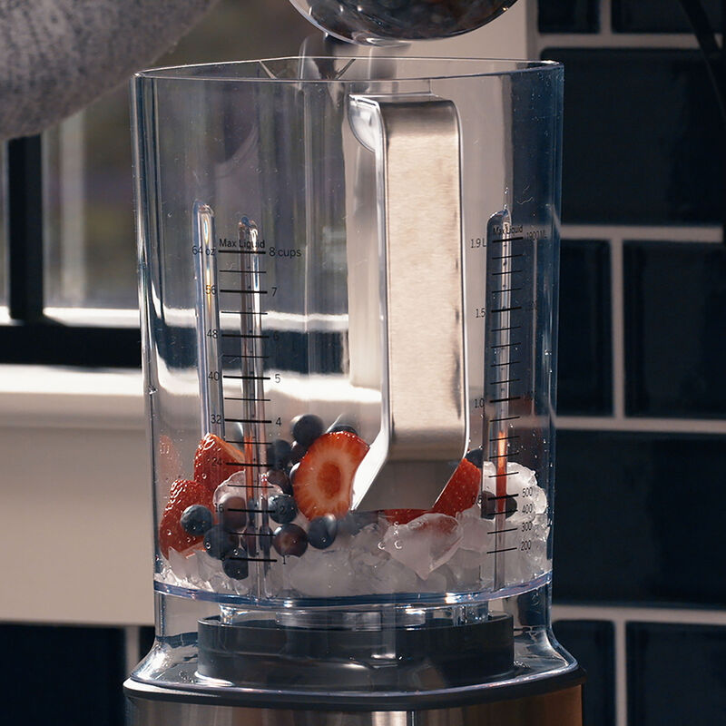 GE Blender with Personal Cups image number 4