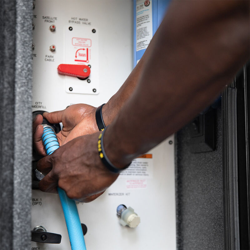 Camco EvoFlex Drinking Water Hose image number 37