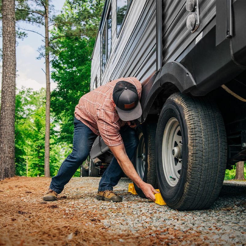 Camco FasTen-RV Leveling Ramps - 2-Pack image number 9