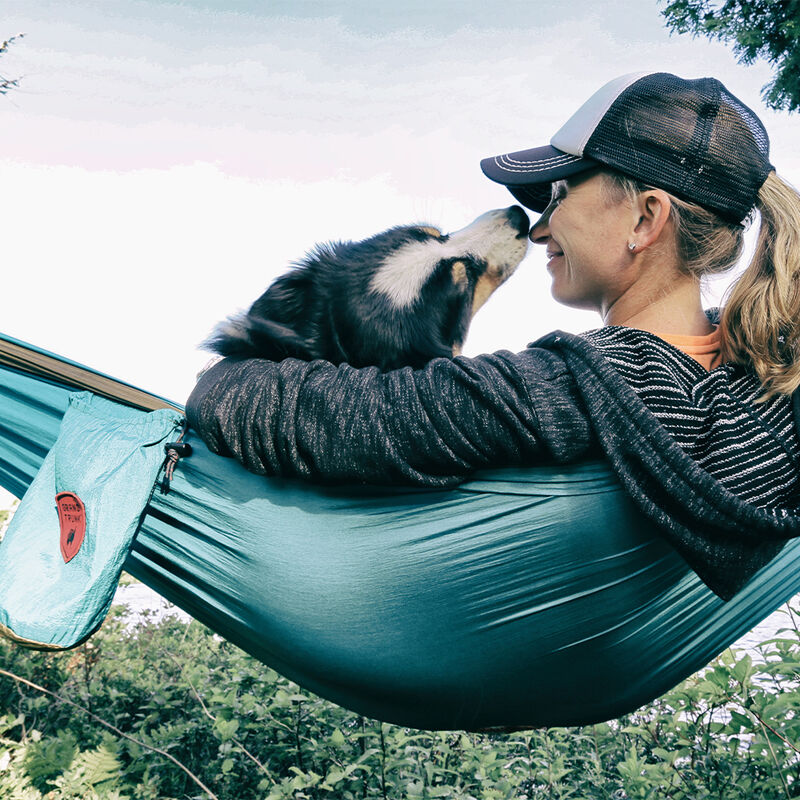 Grand Trunk Double Deluxe Hammock with Straps image number 8