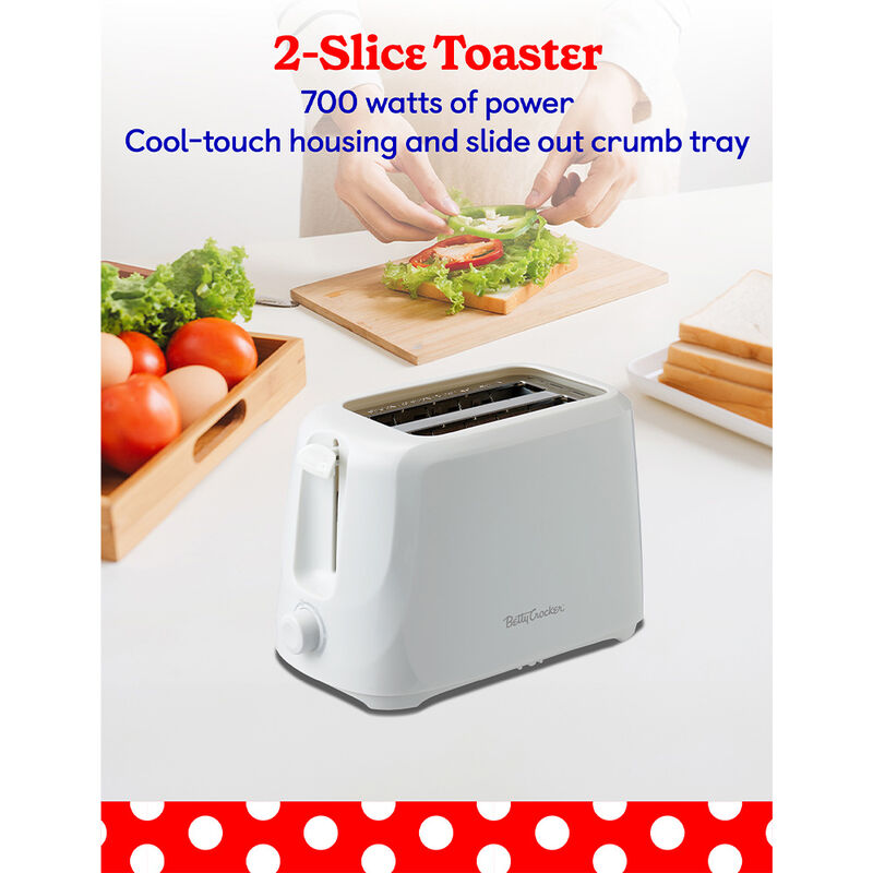 Betty Crocker 3-Piece Kitchen Appliance Set with Coffee Maker, Toaster, and Kettle image number 6