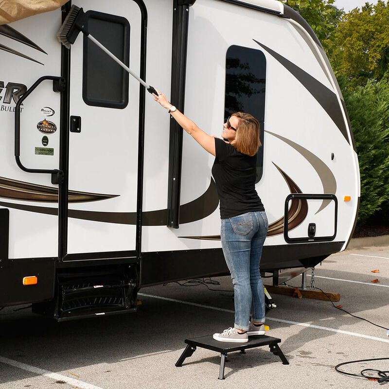 Folding Steel Platform Step Stool image number 4