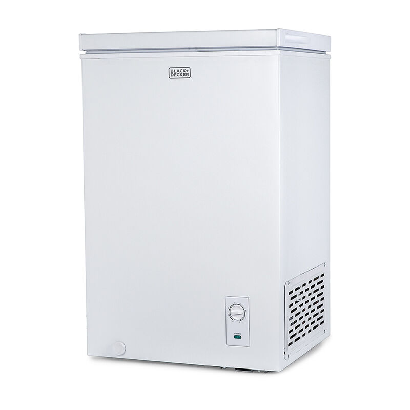 Black+Decker 2.7 cu. ft. Compact Chest Freezer, White image number 1