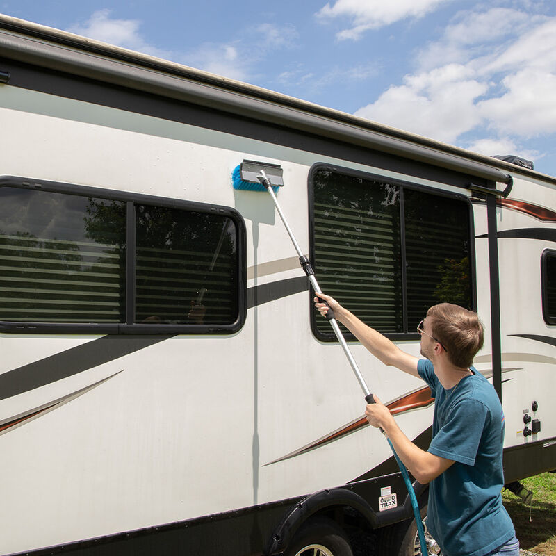 Camco RV Flow-Through Wash Brush with Adjustable Handle image number 4