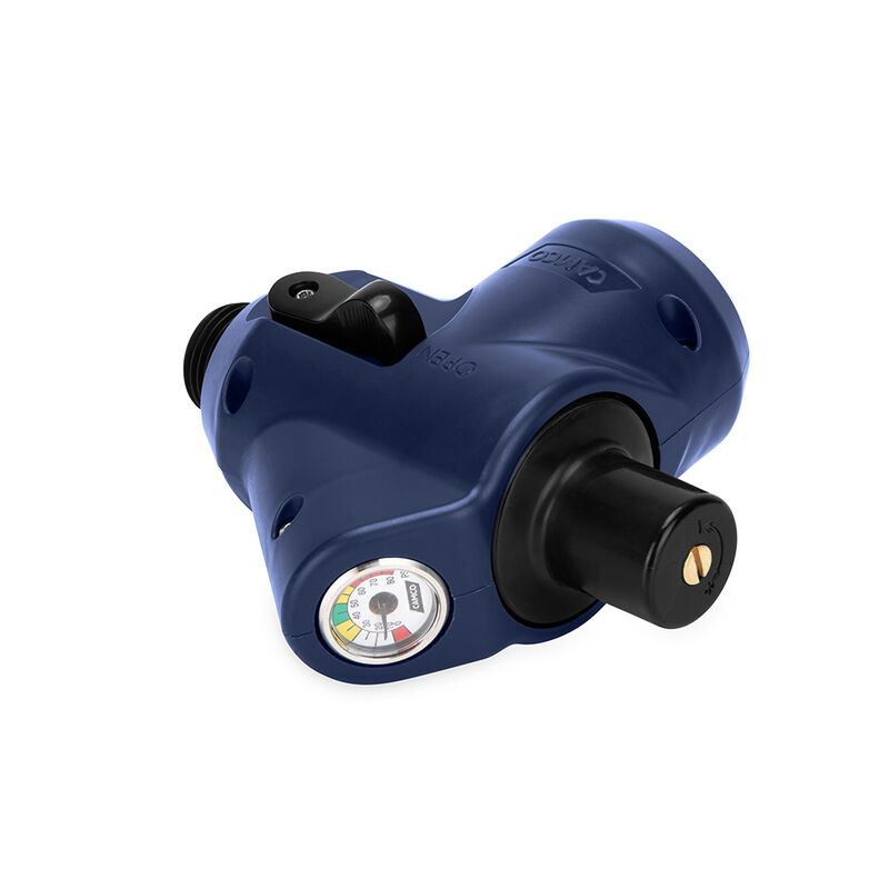 Camco 90DEG Adjustable Water Pressure Regulator w/ Gage  image number 3