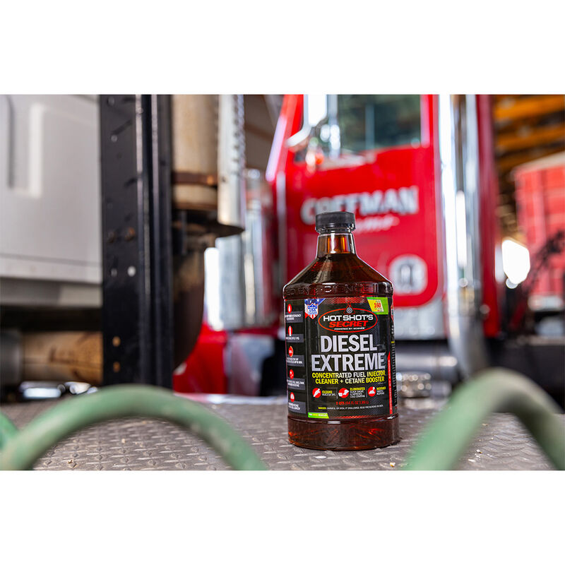 Hot Shot's Secret Diesel Extreme Concentrated Fuel Injector Cleaner and Cetane Booster, 2 Quarts image number 3