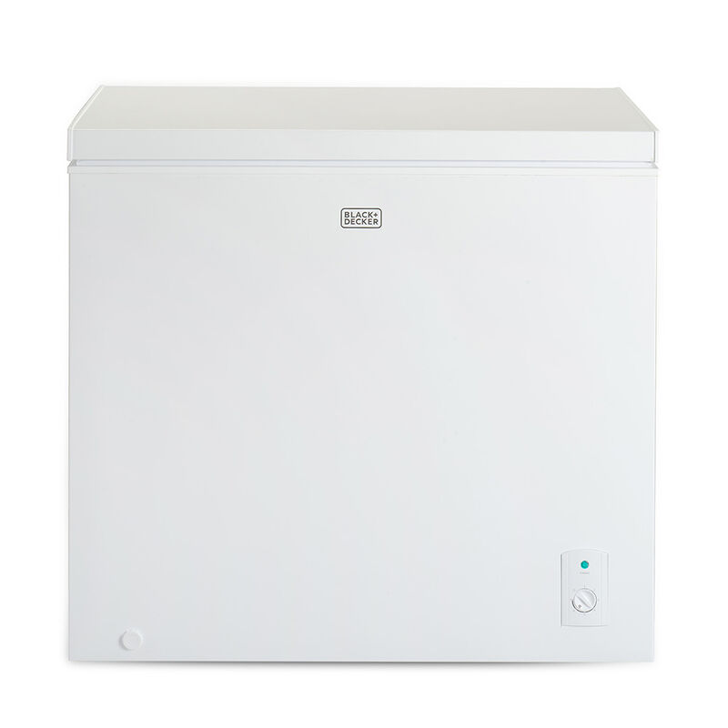 Black+Decker 7.0 cu. ft. Chest Freezer, White image number 4
