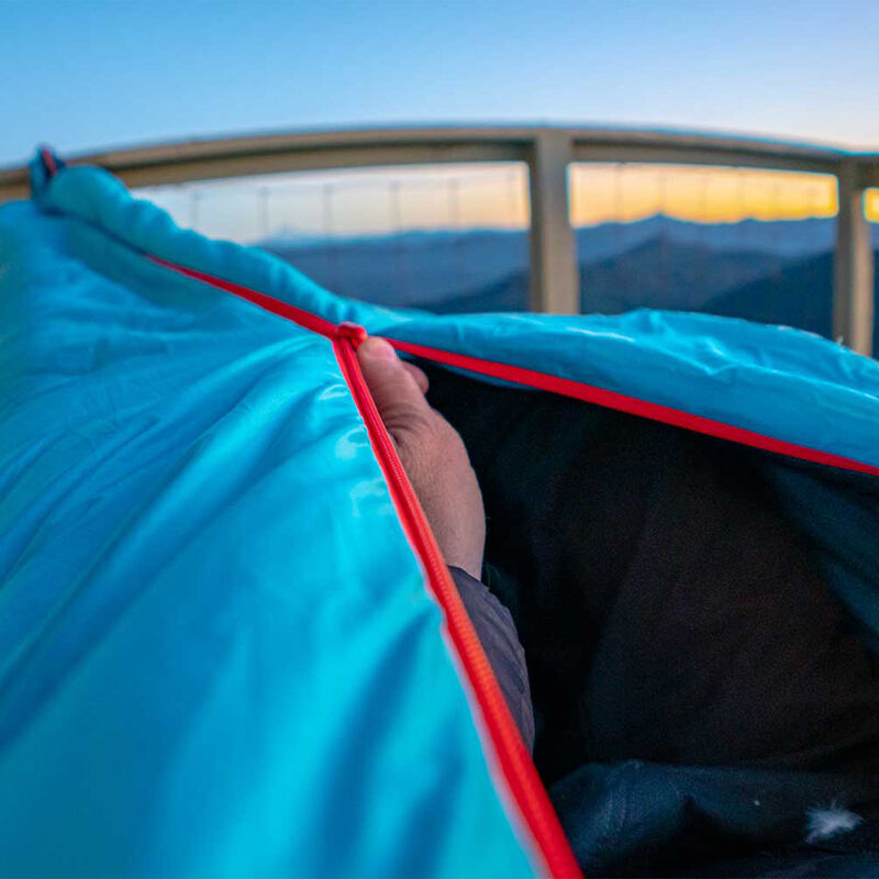 Grand Trunk 360&deg; ThermaQuilt 3-in-1 Hammock Blanket, Sleeping Bag, and Underquilt image number 6